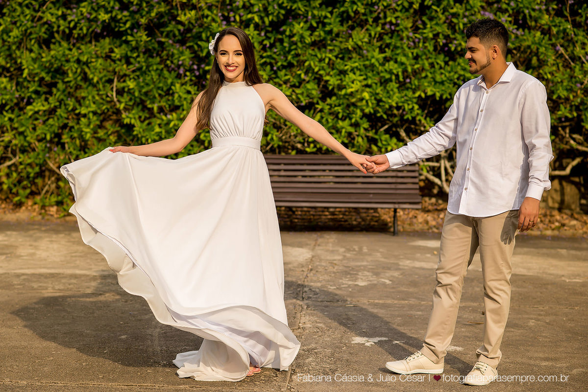 ensaio com cachorro, golden, retriever, ensaio de casal com cachorro, ensaio com golden, jardim botanico de Sao paulo, ensaio no jardim botanico
