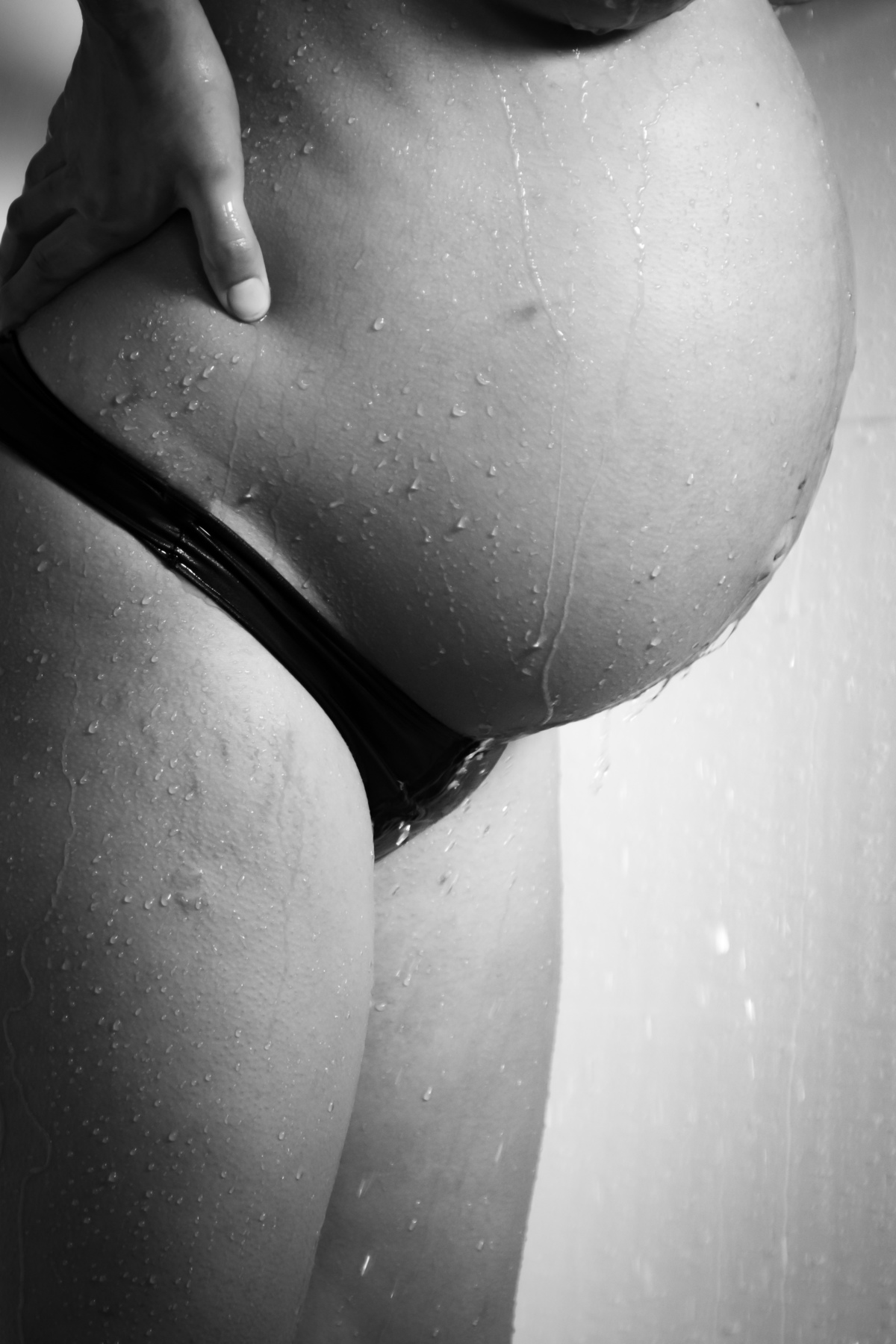 banho para alívio da dor durante o trabalho de parto