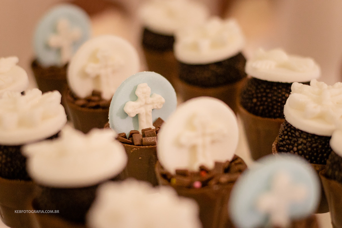 batizado; fotógrafo manaus; batizado manaus; paróquia manaus; igreja; família; 