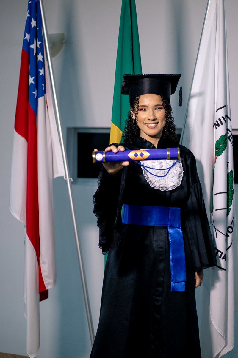 formatura; formanda; ufam; fotógrafo em Manaus; fotógrafo de formatura; formatura 2024; formatura 2023; formanda;
