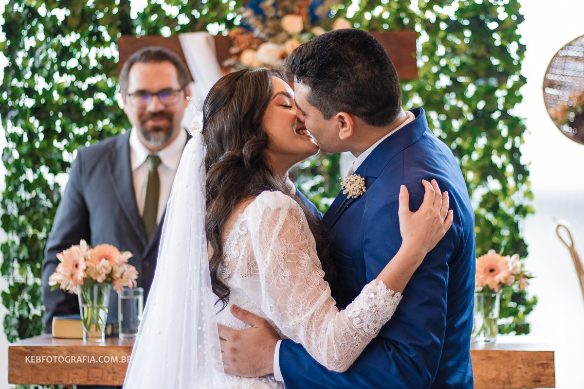 casamento; casamento em Manaus; noivas Manaus; fotógrafo de casamento; fotógrafo em Manaus; noivas 2024; tendências para casamento; casamento 2024; decoração de casamento; vestido de noiva; make de noiva;