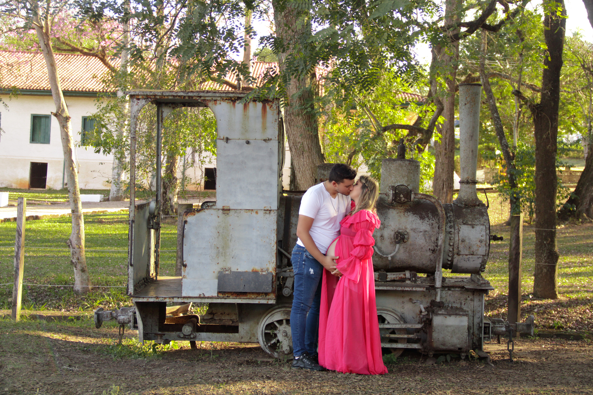 fazenda - ipanema - Sorocaba- São Paulo - Iperó - ensaio de gestante- fotografia de gestante - gravida - roupas para ensaio gestante- foto- de gestante 