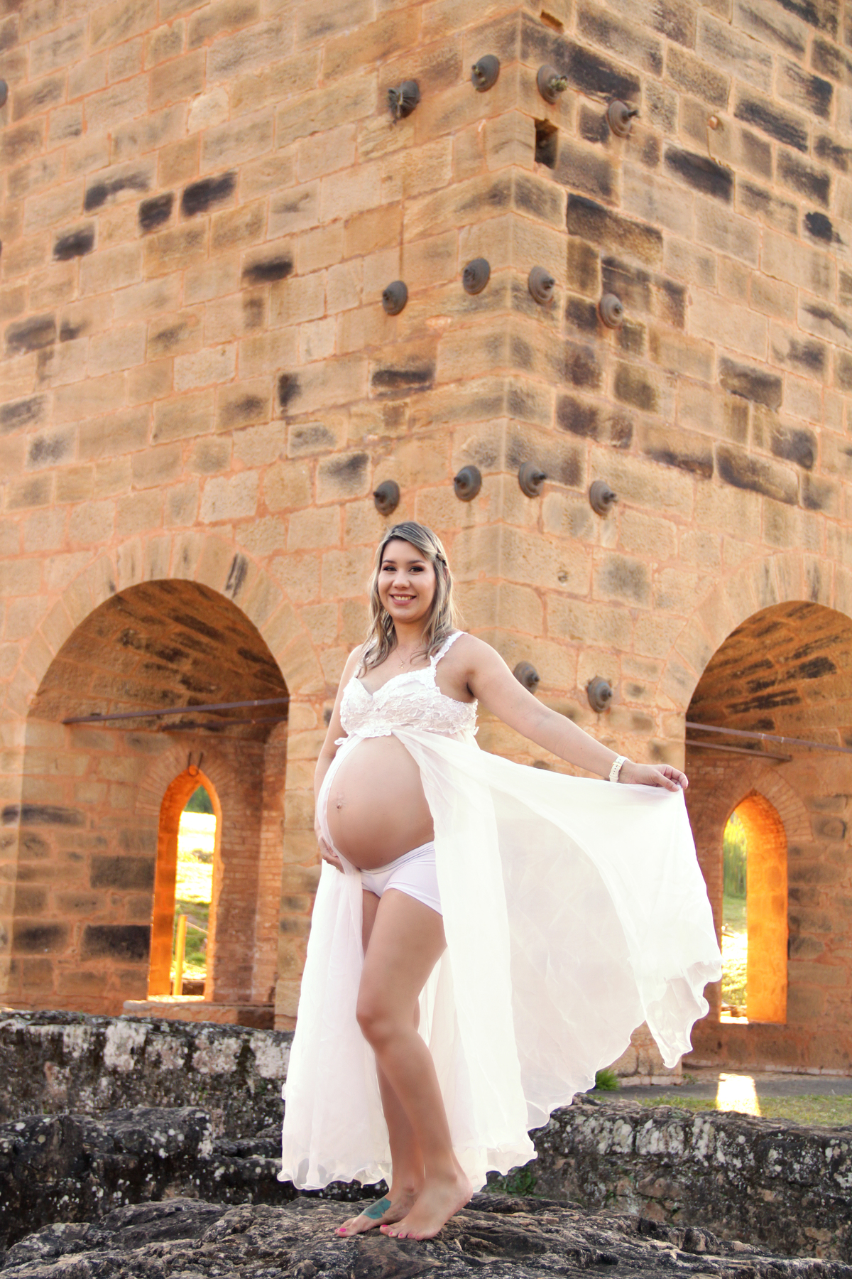 fazenda - ipanema - Sorocaba- São Paulo - Iperó - ensaio de gestante- fotografia de gestante - gravida - roupas para ensaio gestante- foto- de gestante.