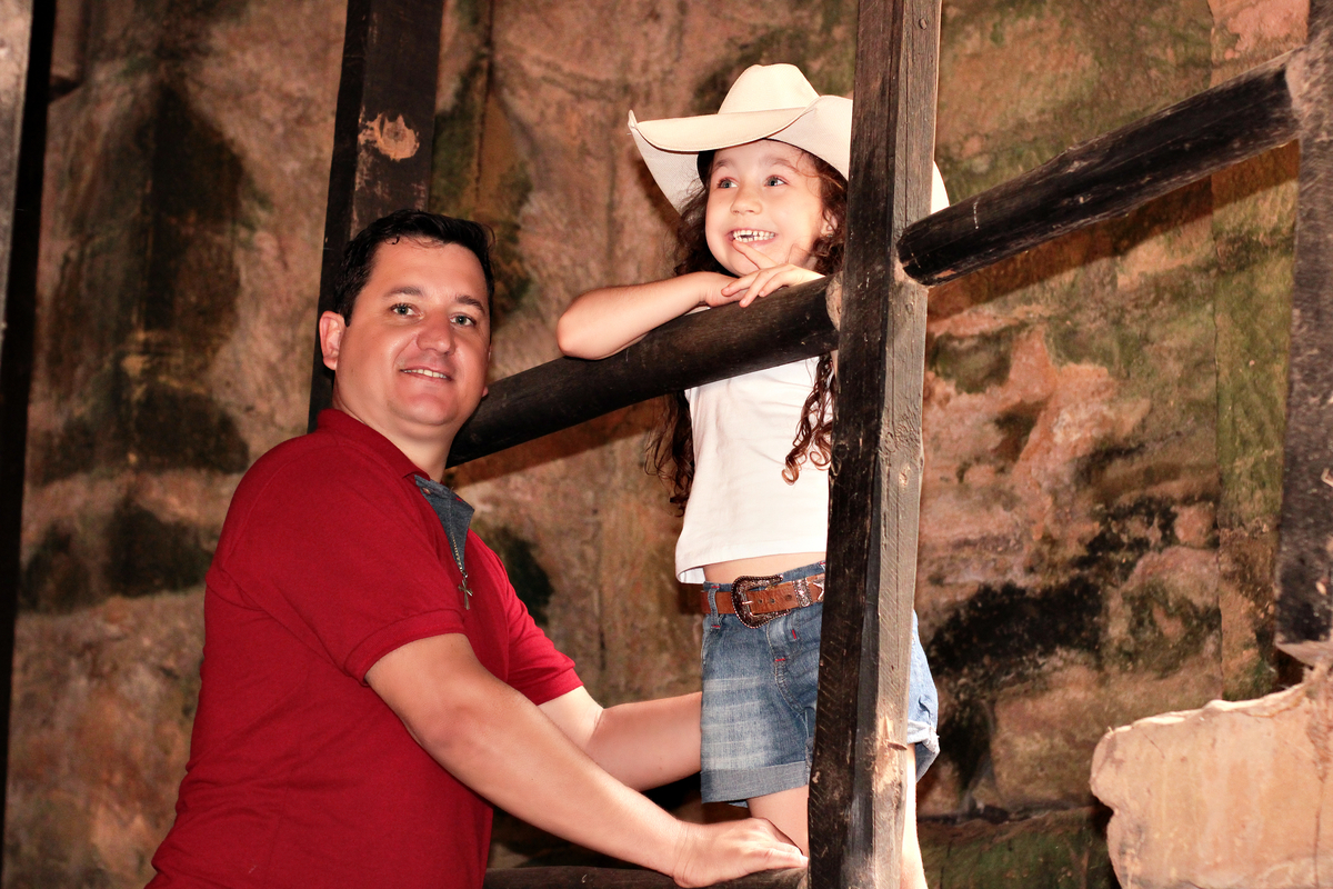 pai e filha - foto de família - fotografia de família - fotografia pai e filha - cowboy - cowgirl