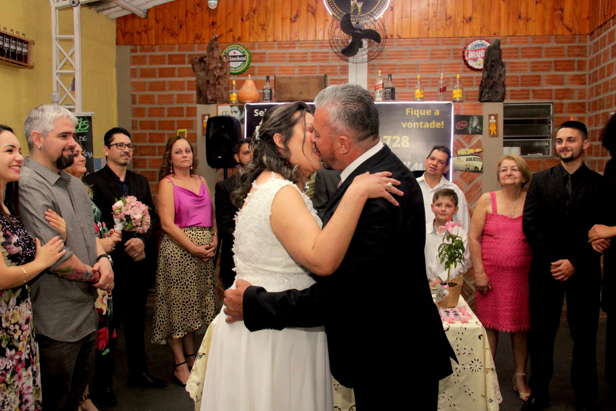 cerimonia- cerimonia de casamento- troca de aliança - salto- são paulo -´noivo - beijo- 
