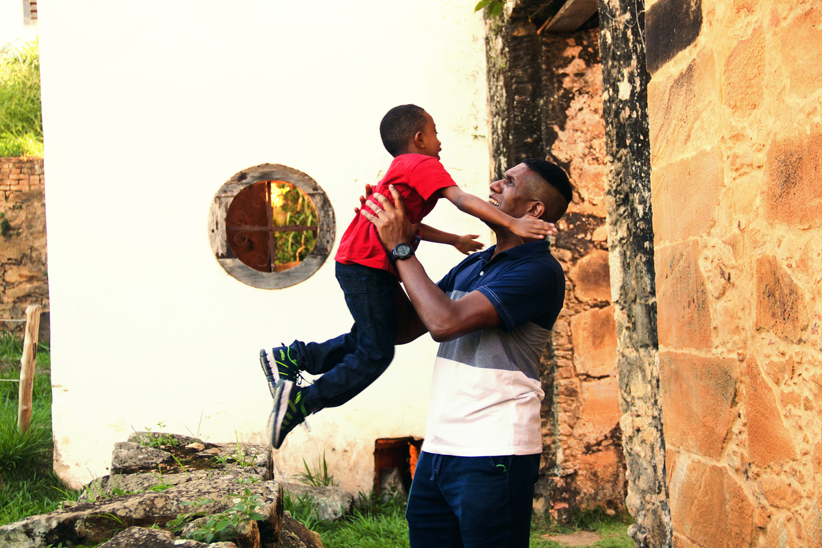 ensaio de família - filhos - mãe de menino- pai de menino - fazenda ipanema - ensaio externo - fotografia - ensaio fazenda ipanema - fotos de aniversário 