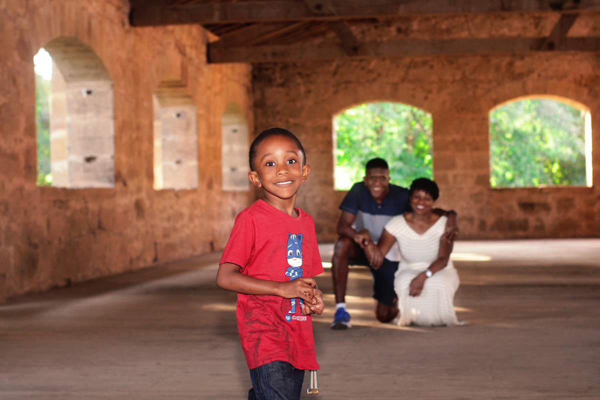 ensaio de família - filhos - mãe de menino- pai de menino - fazenda ipanema - ensaio externo - fotografia - ensaio fazenda ipanema - fotos de aniversário 