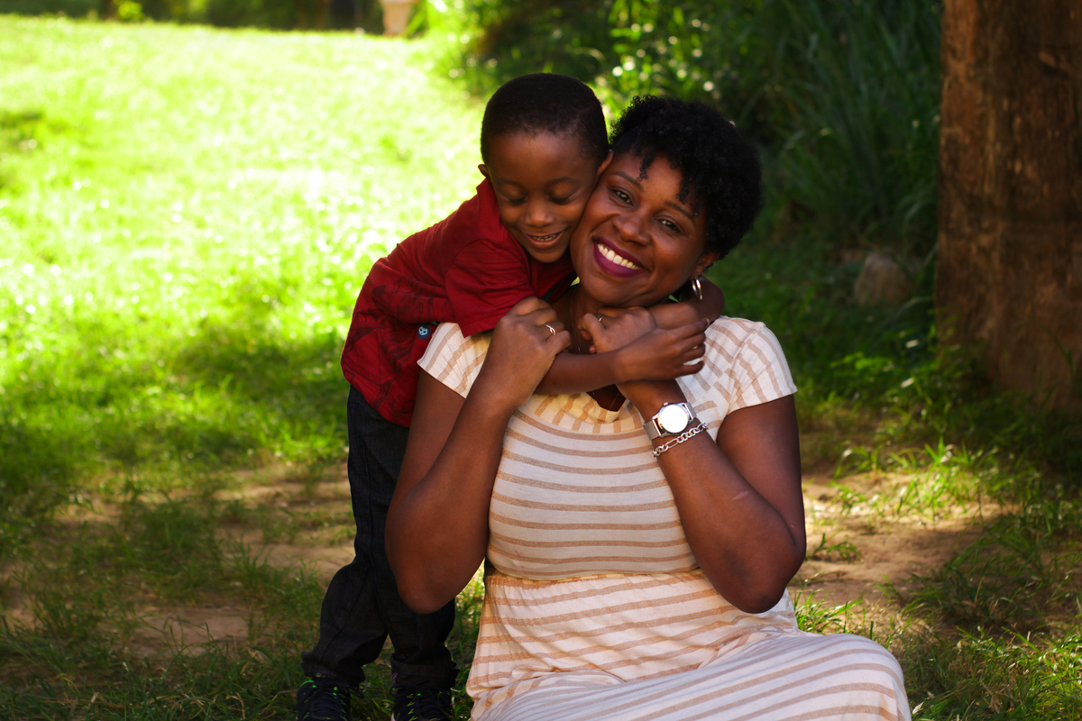 ensaio de família - filhos - mãe de menino- pai de menino - fazenda ipanema - ensaio externo - fotografia - ensaio fazenda ipanema - fotos de aniversário 