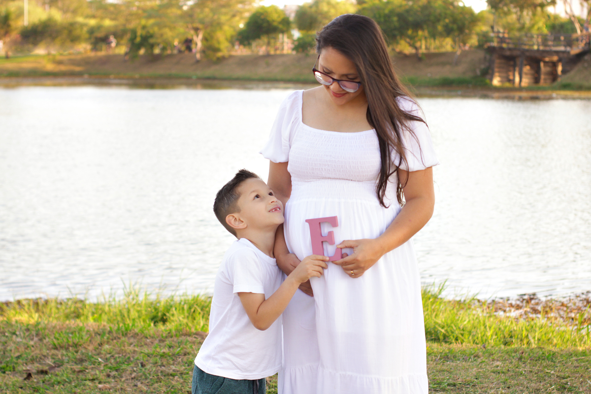 parque das águas - sorocaba - são paulo - mãe de menino - mãe de menina - foto de família - ensaio de gestante externo 