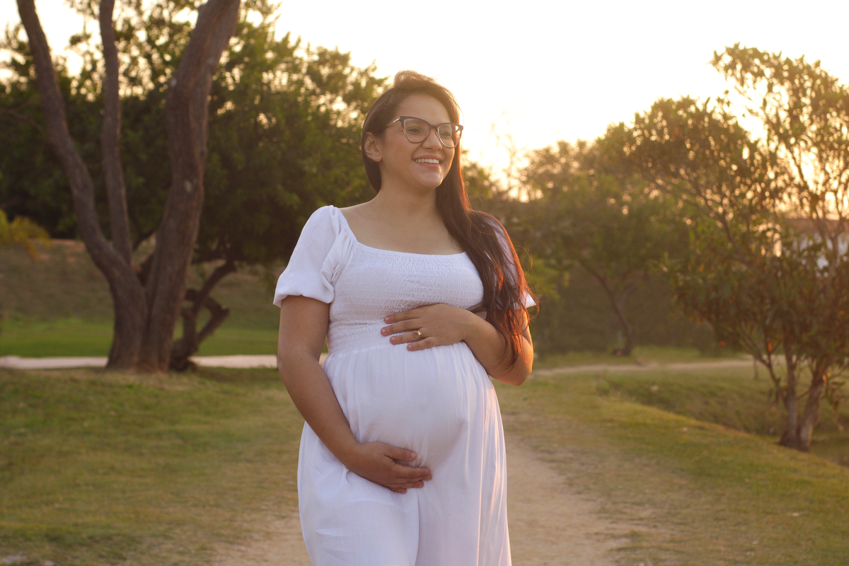 parque das águas - sorocaba - são paulo - mãe de menino - mãe de menina - foto de família - ensaio de gestante externo - por do sol