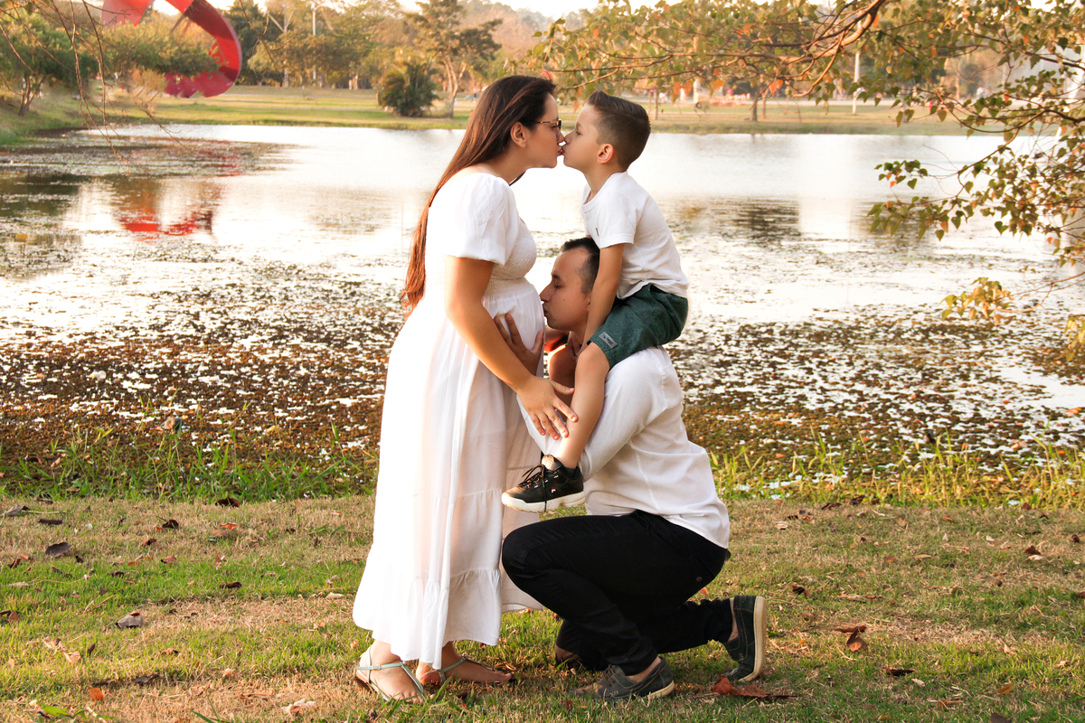 parque das águas - sorocaba - são paulo - mãe de menino - mãe de menina - foto de família - ensaio de gestante externo 