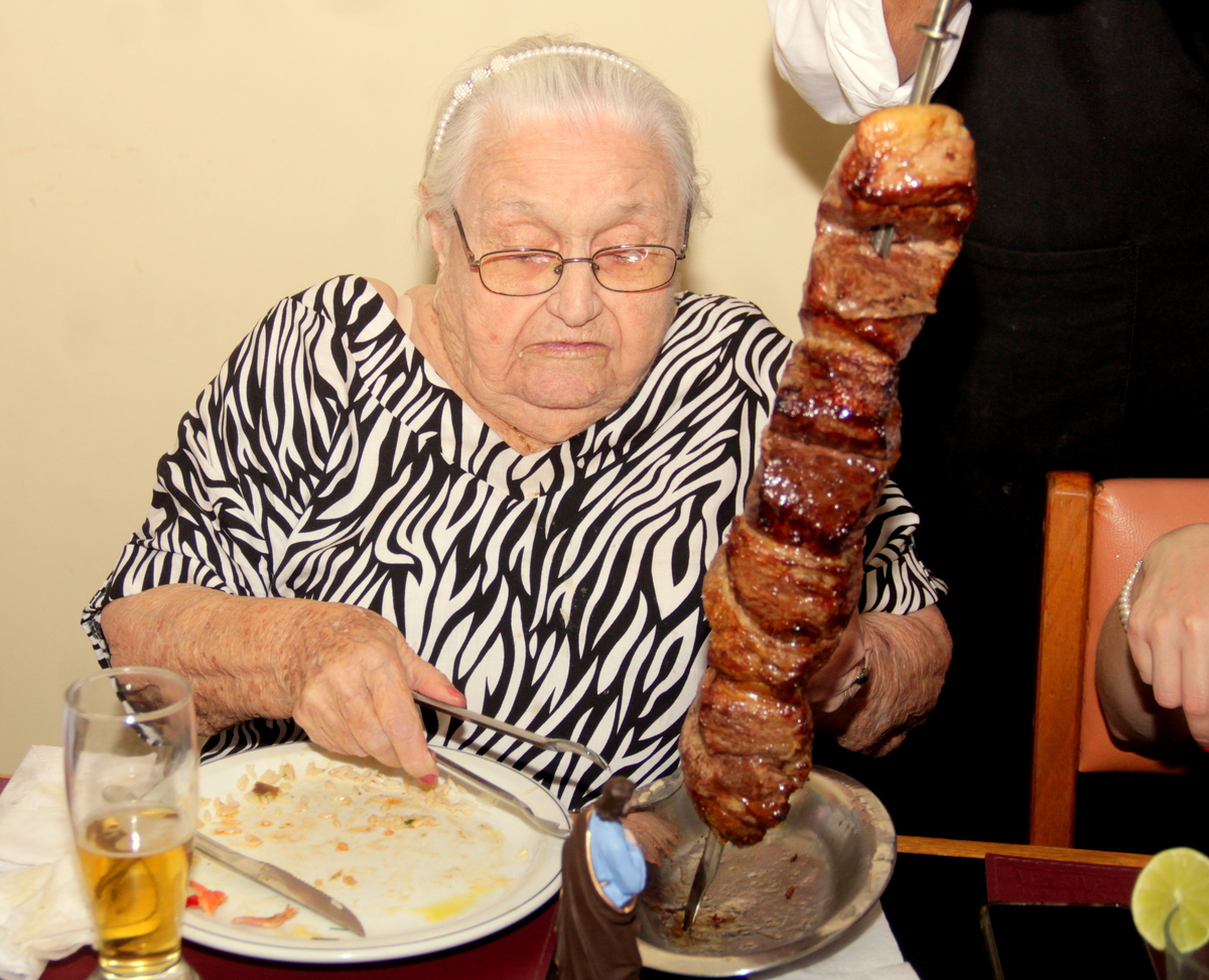 aniversario - 95 anos - festa de aniversario - foto de aniversario - fotografia de aniversario - fotografia de festa 