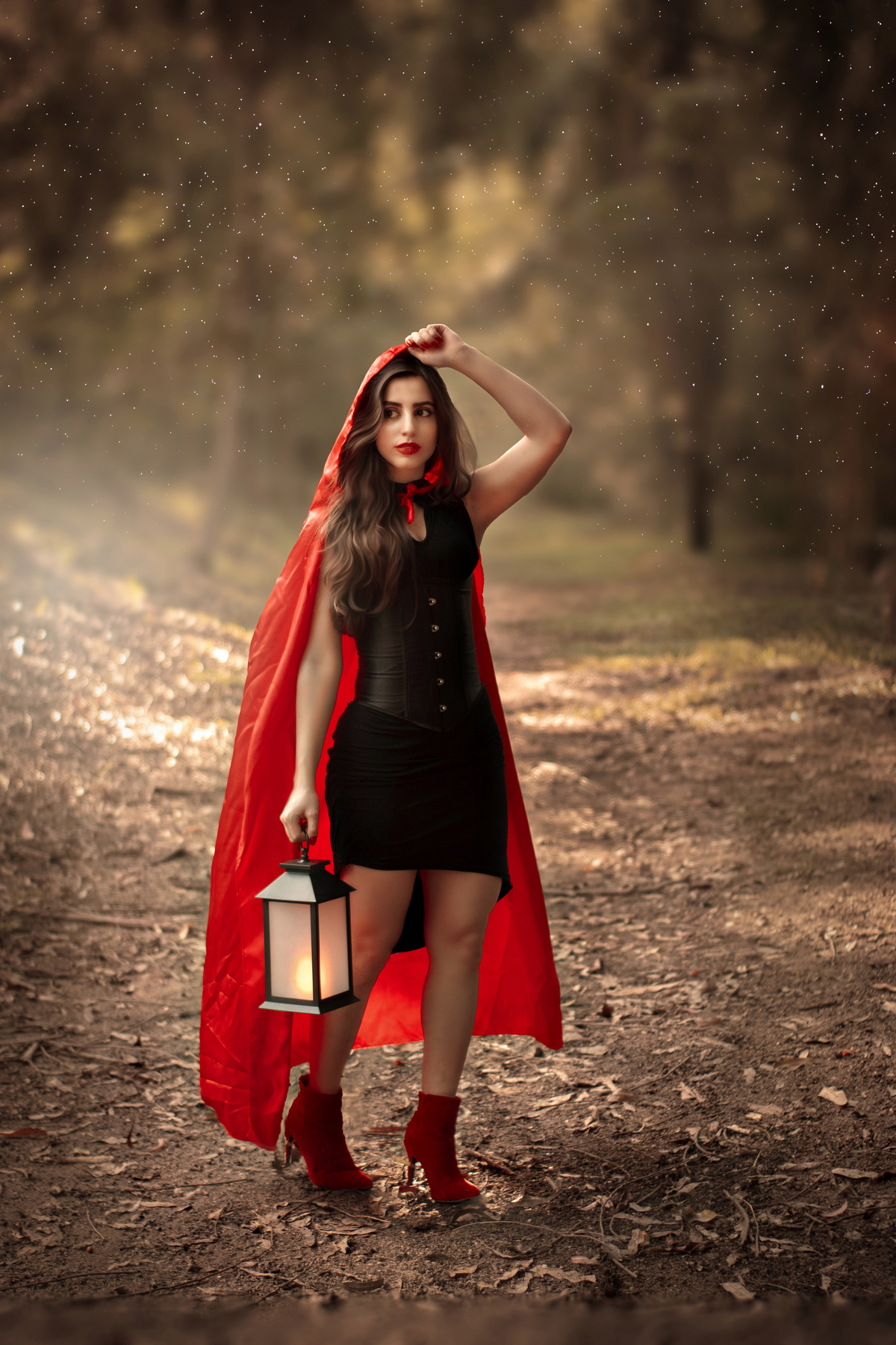 ensaio tematico- ensaio feminino - ensaio externo - chapeuzinho vermelho.