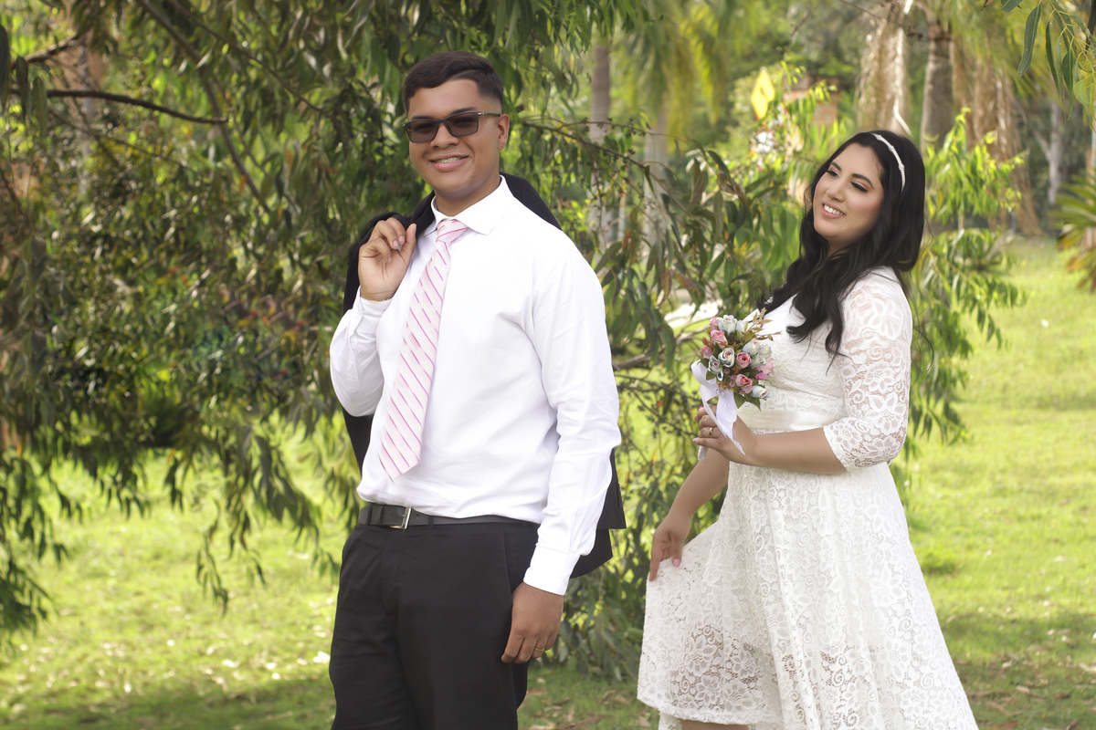casamento cívil - foto de casamento - casamento - fotografia de casamento  - foto pós casamento - foto de casal - fotografia de casal - jardim botânico sorocaba 