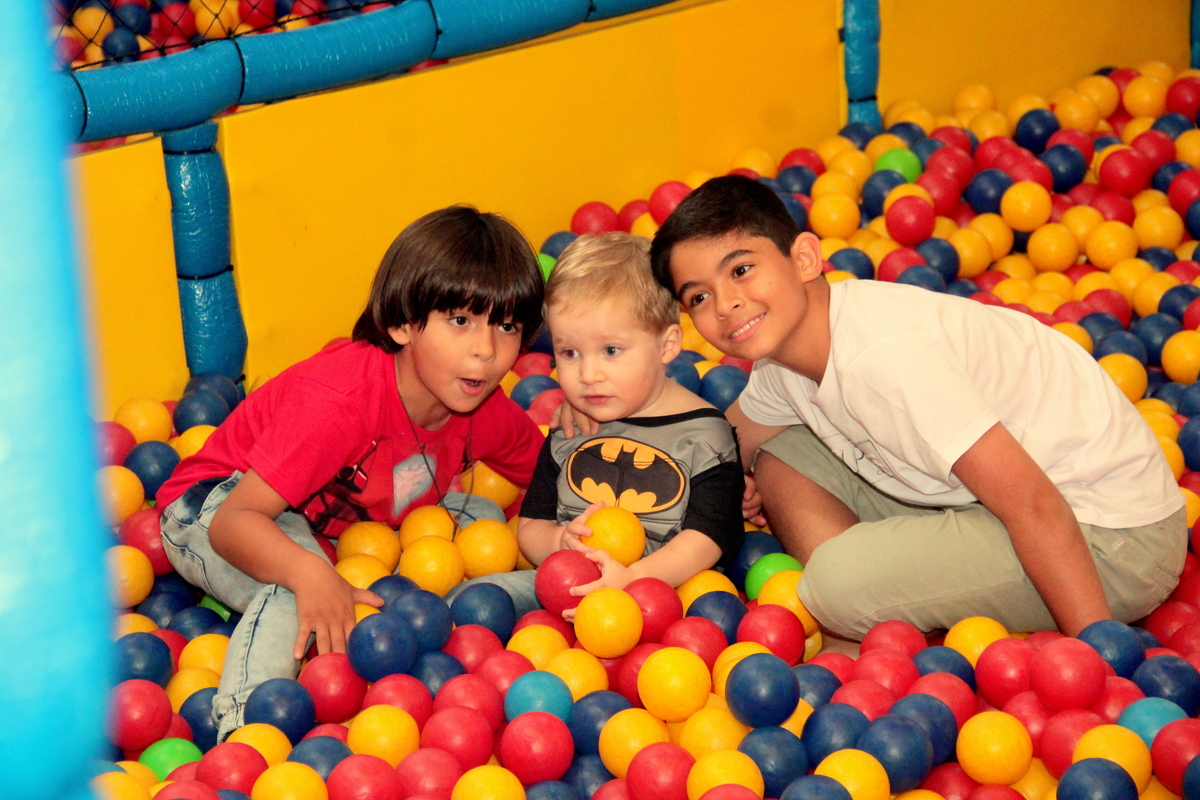 aniversario - decoração vingadores - homem de ferro - festa de aniversario -  votorantim - sao paulo - foto de aniversario 