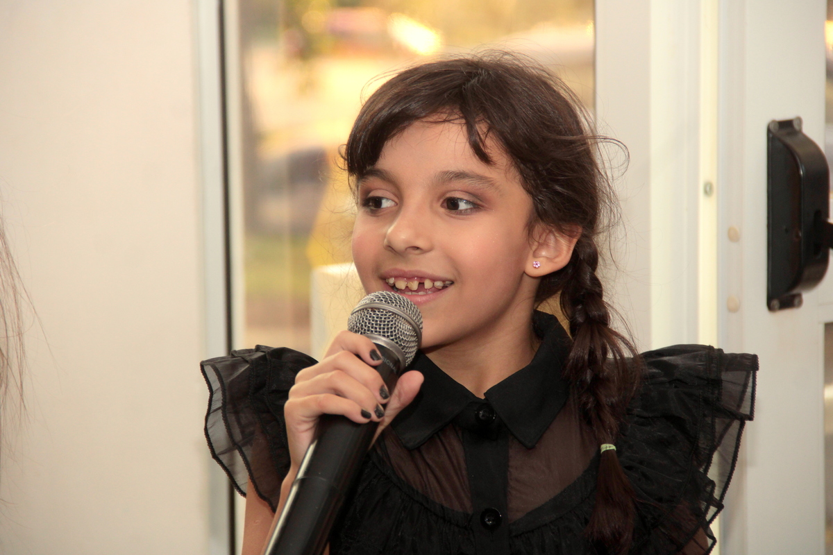 - família addams - vandinha addams - mãozinha - wednesday addams - tio chico - morticia 