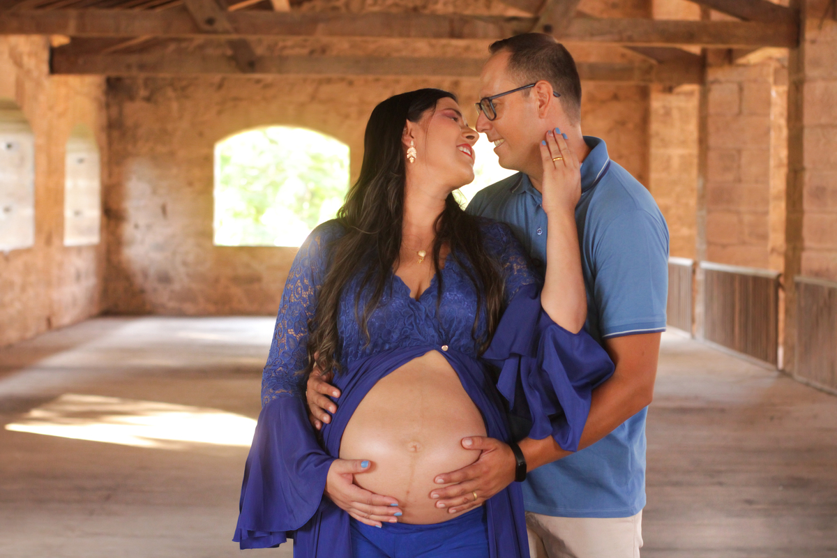 ensaio gestante - mae de menino - fazenda iapnema -  Iperó - São Paulo - Sorocaba - foto de gestante - fotografia de gestante - ensaio externo de gestante