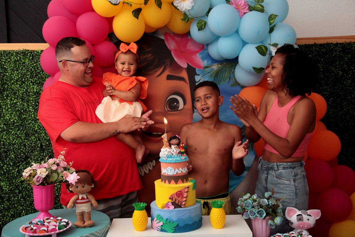 - foto de crinça - fotografia de criança - piscina - chácara - sorocaba -são paulo - araçoiaba 