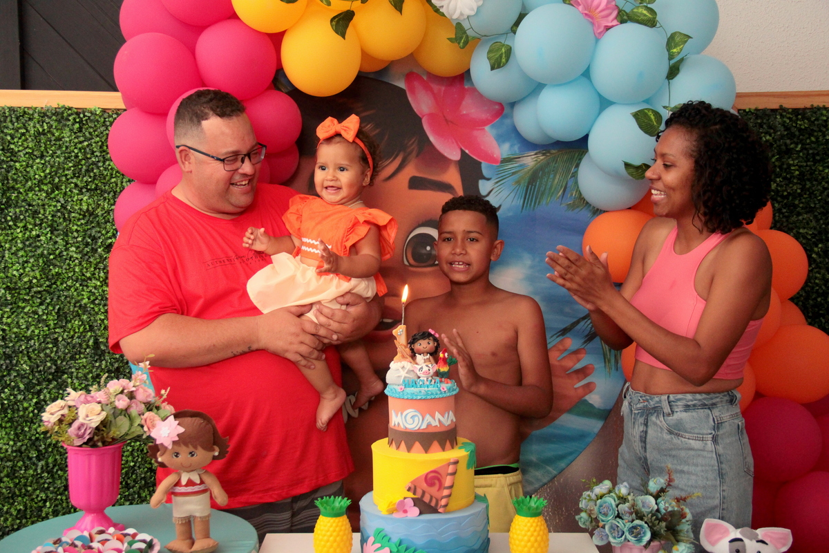 - foto de crinça - fotografia de criança - piscina - chácara - sorocaba -são paulo - araçoiaba 