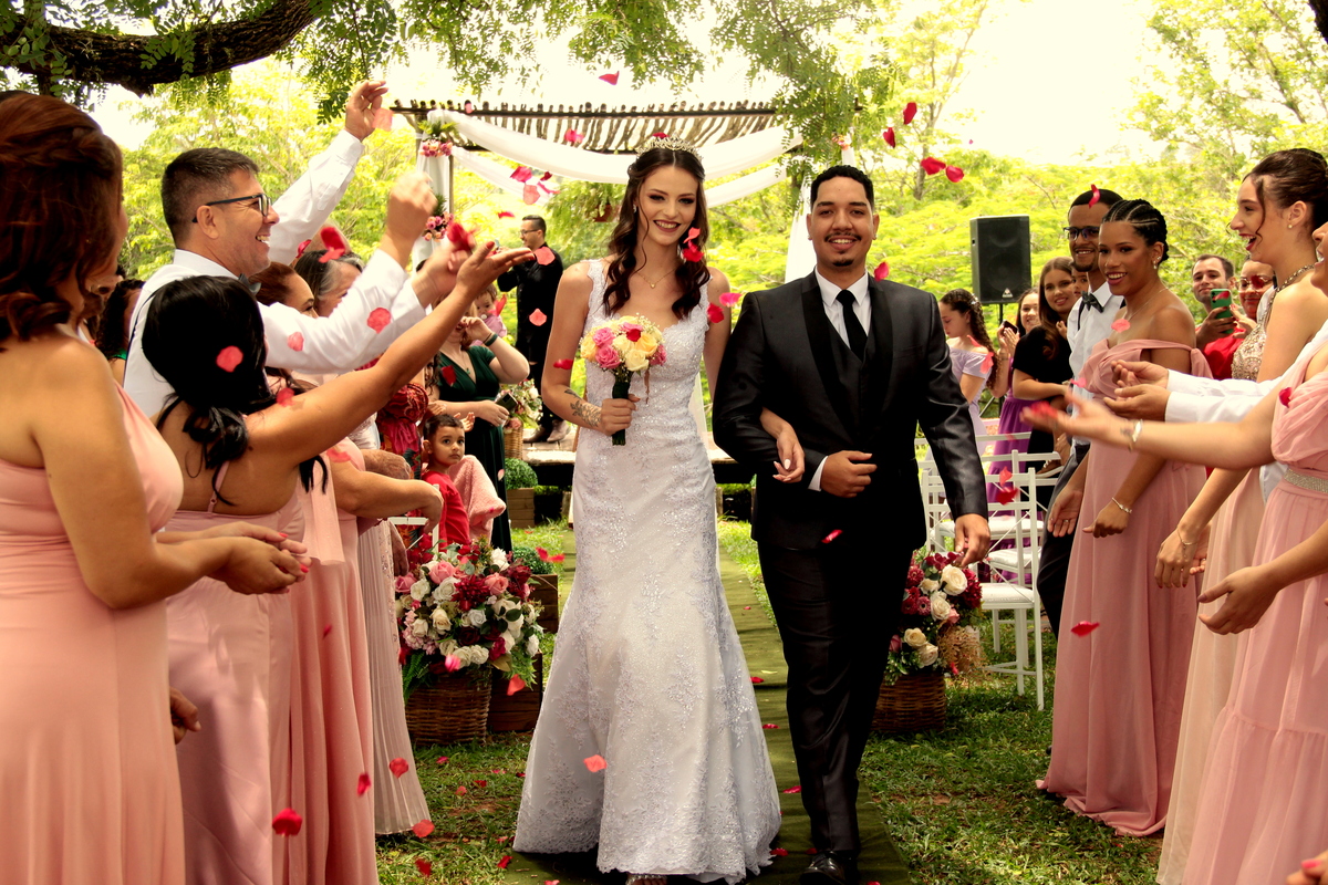 fotografia de casamento - foto de casamento - casamento diurno - festa de casamento - noiva 2024 - interior de são paulo - tiete - sp 