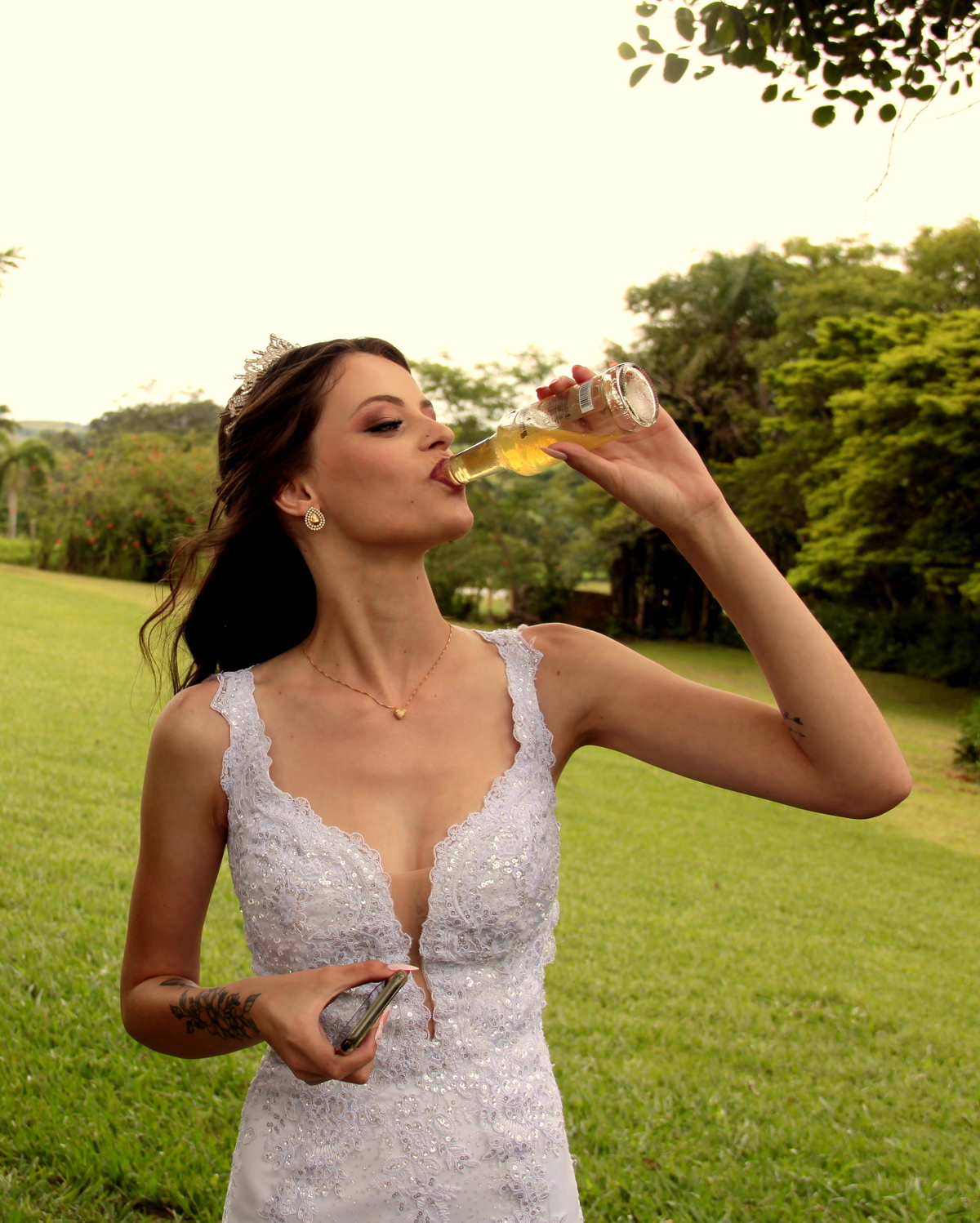 fotografia de casamento - foto de casamento - casamento diurno - festa de casamento - noiva 2024 - interior de são paulo - tiete - sp 