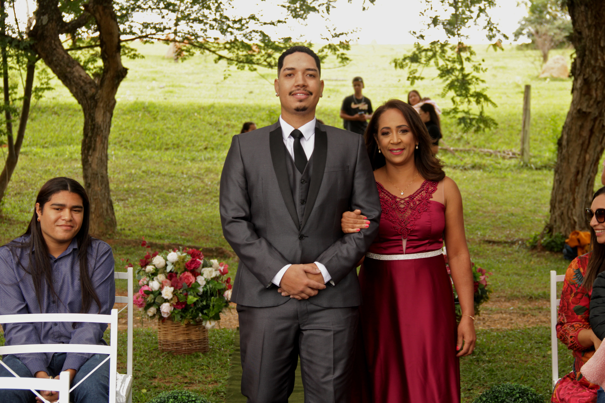 fotografia de casamento - foto de casamento - casamento diurno - festa de casamento - noiva 2024 - interior de são paulo - tiete - sp 