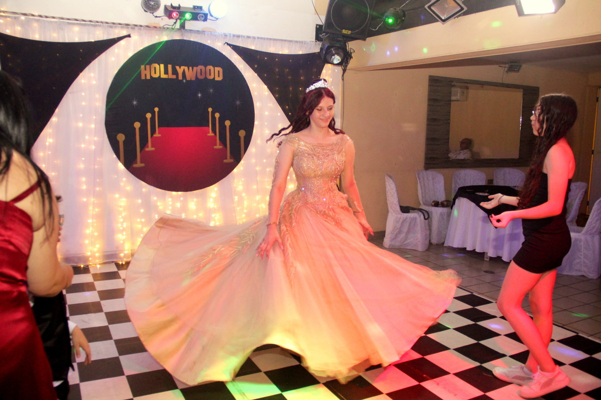 festa de 15 anos ! fotografia de 15 anos | Oscar | Entrega do Oscar | 15 anos | Casarao Fet | Votorantim | Sorocaba | São Paulo 