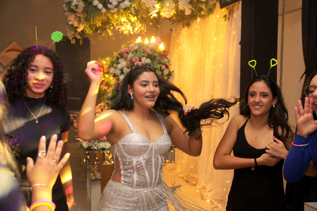 aniversário de 15 anos - debutante - festa de 15 anos - fotografia de 15 anos - foto de 15 anos - fotografia de festa - foto de festa - Lapa sao paulo - 