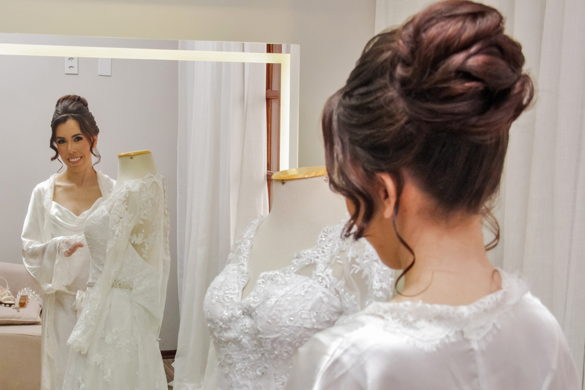noiva - noivo- casamento - noivado - festa de casamento- cerimonia - padrinhos - foto de casamento- fotografia de casamento- votorantim - sao paulo - sorocaba - making off 