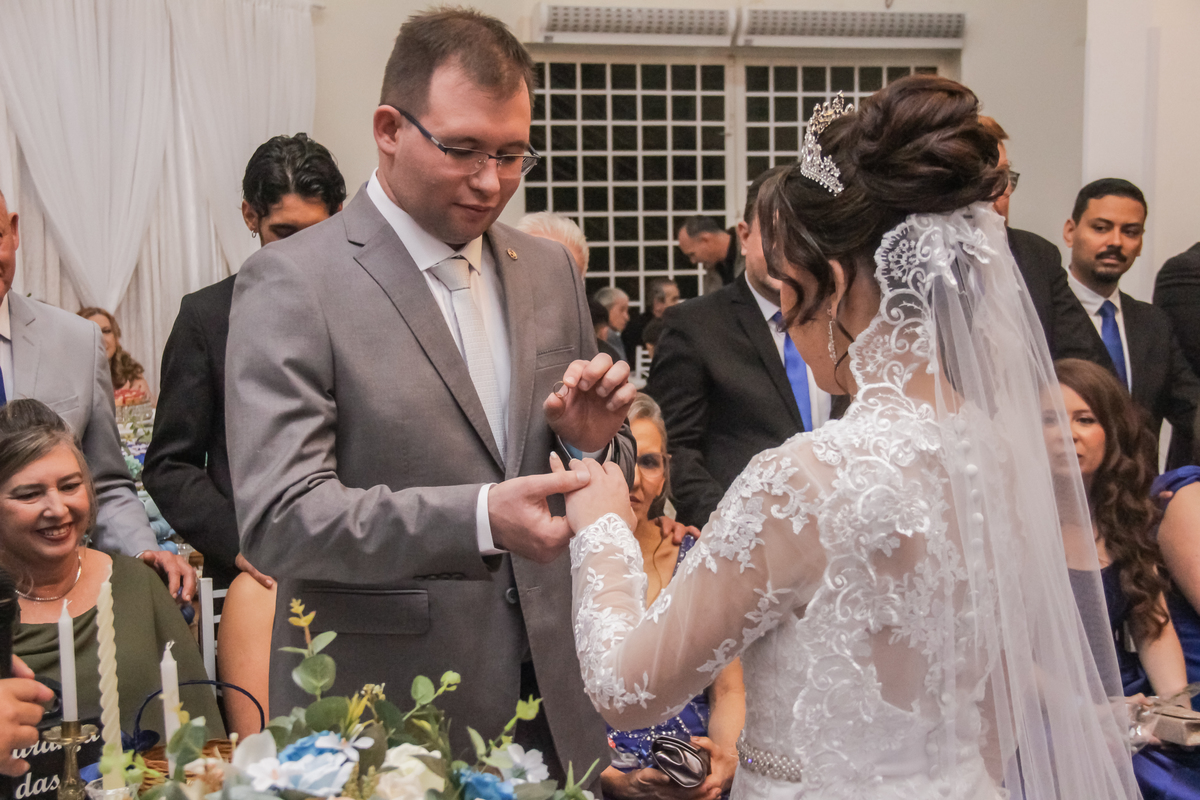 noiva - noivo- casamento - noivado - festa de casamento- cerimonia - padrinhos - foto de casamento- fotografia de casamento- votorantim - sao paulo - sorocaba - making off 