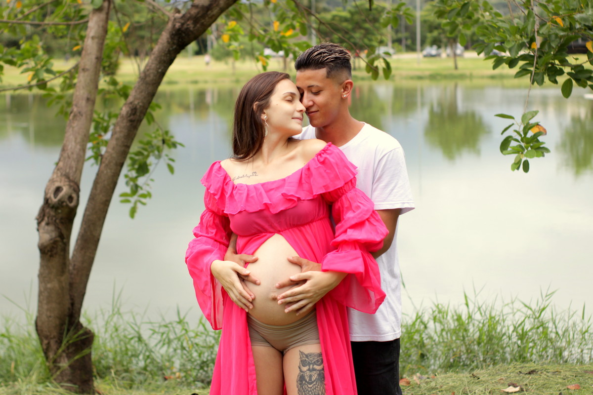 ensaio de gestante externo- book gestante - vestidos de gestante - figurino para gestante- mãe de menina 