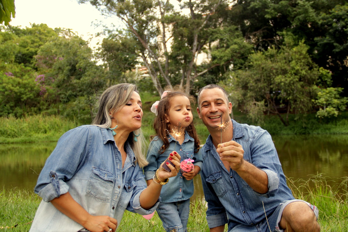família- ensaio externo de família - ensaio no parque - fotos de família no parque