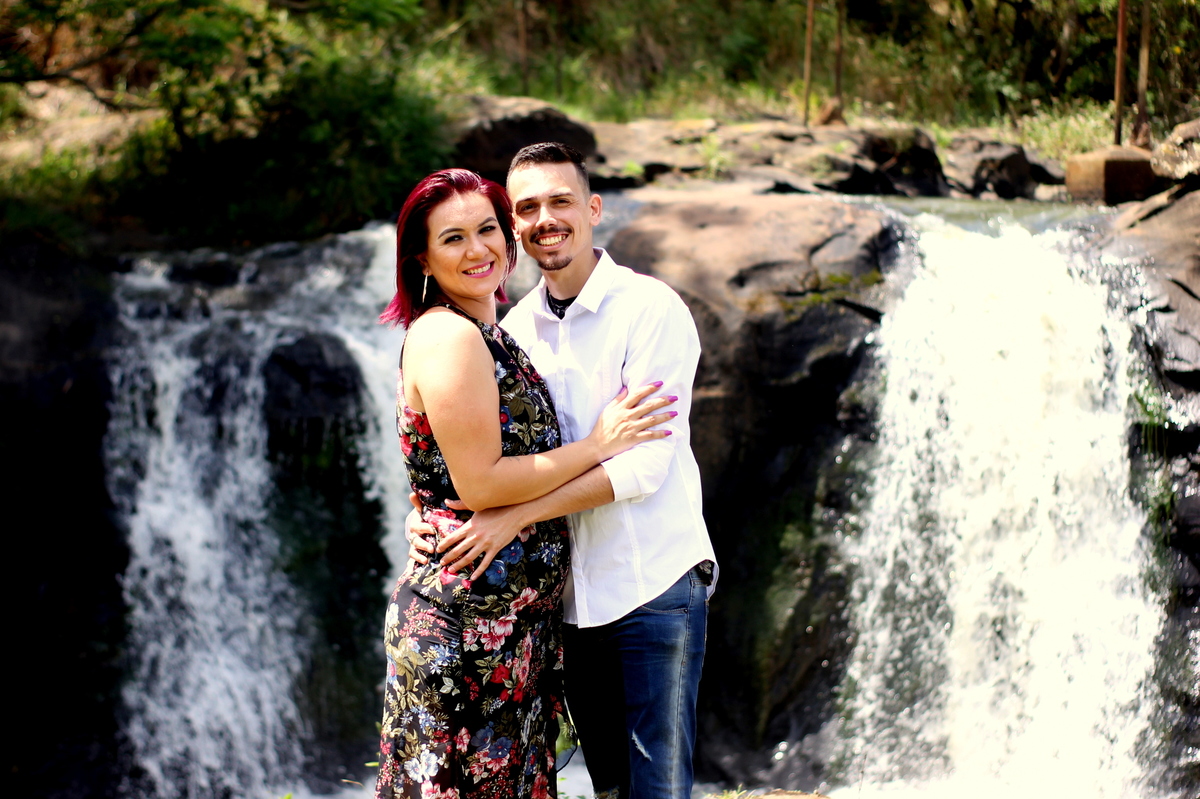 pré - wedding- casamento- fotos externas - ensaio - de - casal - Fazenda- Ipanema - fotos - de - casamento