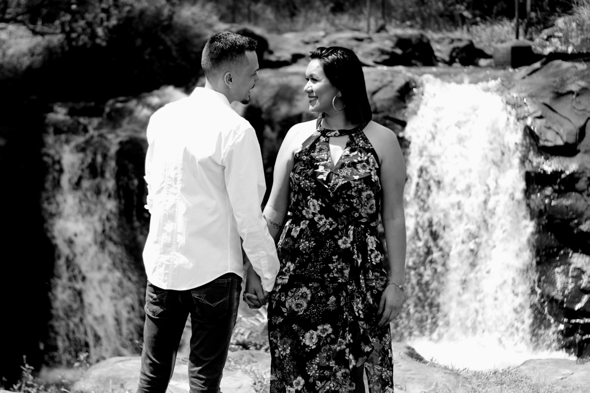 pré - wedding- casamento- fotos externas - ensaio - de - casal - Fazenda- Ipanema - fotos - de - casamento