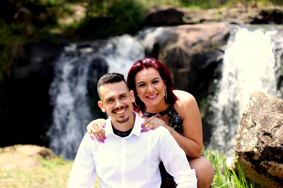 pré - wedding- casamento- fotos externas - ensaio - de - casal - Fazenda- Ipanema - fotos - de - casamento