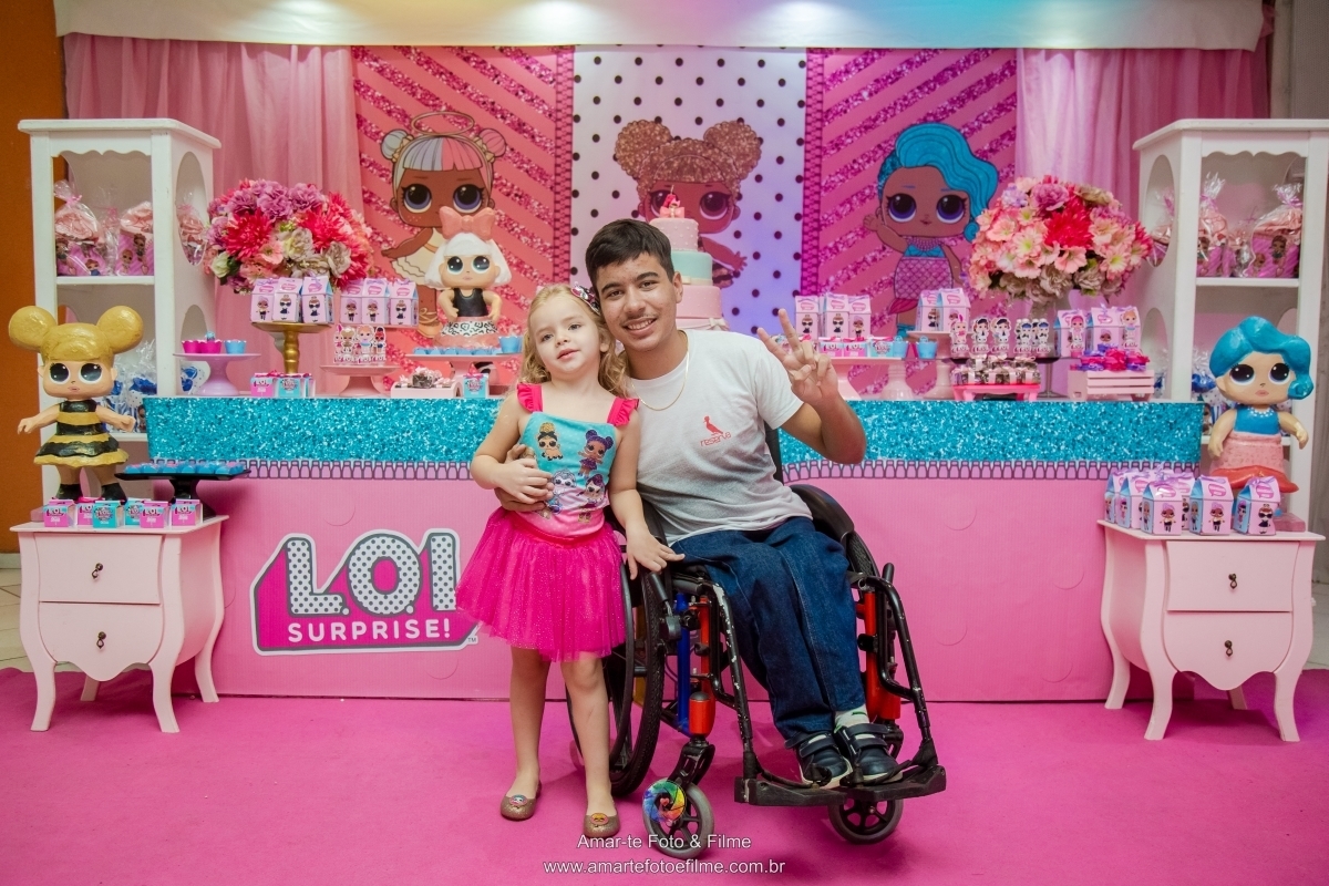 festa infantil tema lol decoração família