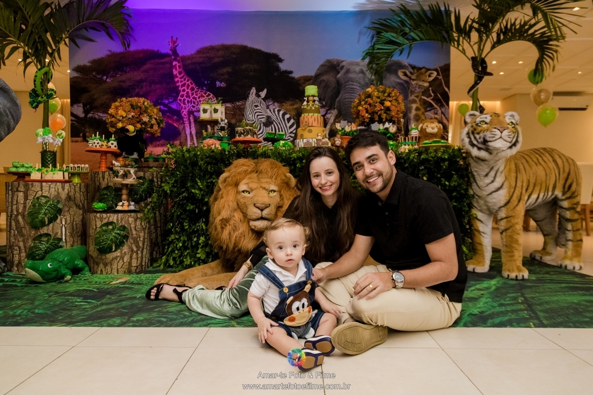 festa infantil tema safari primeiro aninho barra da tijuca rio de janeiro decoração tema floresta selva 
