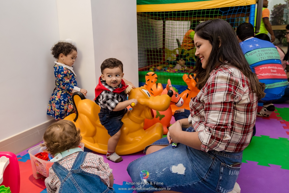 fotografo infantil em niteroi, festa no play, fotografo de festa infantil niteroi, fotografo barra da tijuca, fotografo recreio, fotografo de festa infantil, fotos de 1 aninho