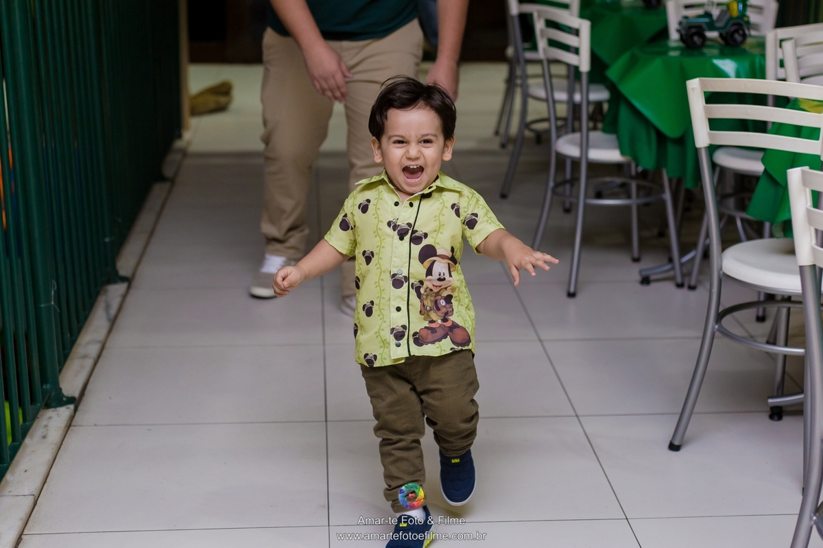 fotografo festa infantil rio de janeiro mr frog barra da tijuca recreio dos bandeirantes tema mickey safari disney decoração