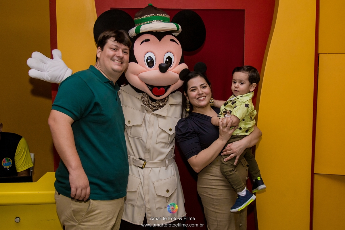 fotografo festa infantil rio de janeiro mr frog barra da tijuca recreio dos bandeirantes tema mickey safari disney decoração
