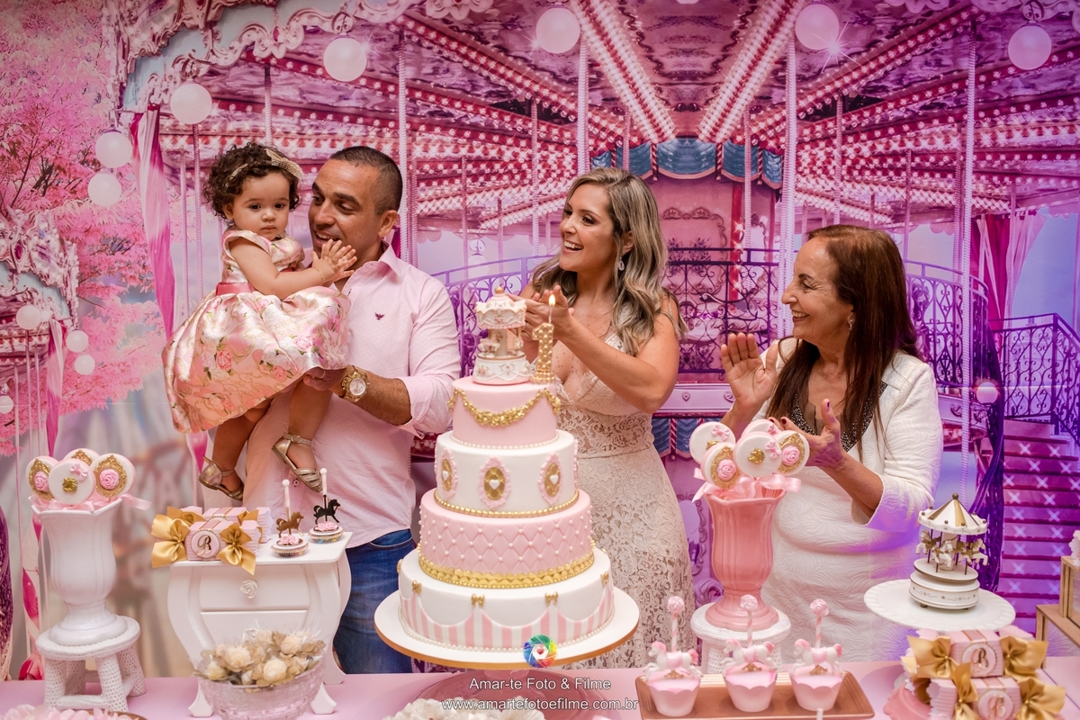 festa infantil la ville kids recreio dos bandeirantes rio de janeiro tema carrossel decoração de festa fotografo infantil