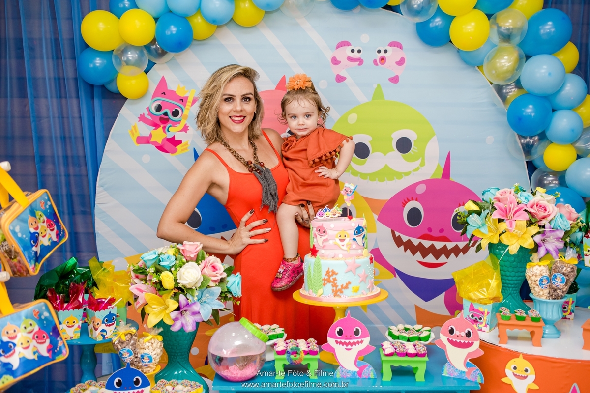 festa infantil decoração decoracao baby shark dois anos vargem grande recreio barra da tijuca fotografo de festa infantil rio de janeiro rj