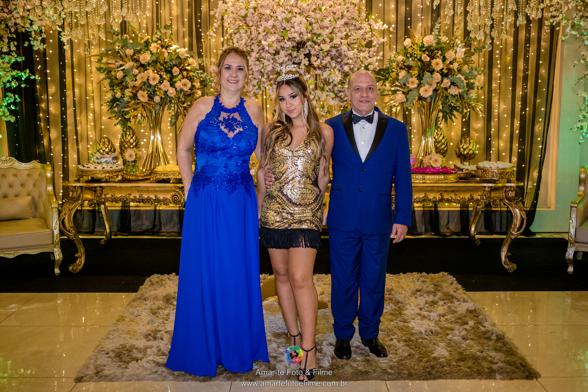 fotografo de 15 anos barra da tijuca versatilly rio de janeiro copacabana leblon ipanema recreio dos bandeirantes debutantes xv anos decoração salão de festas casa de festas 