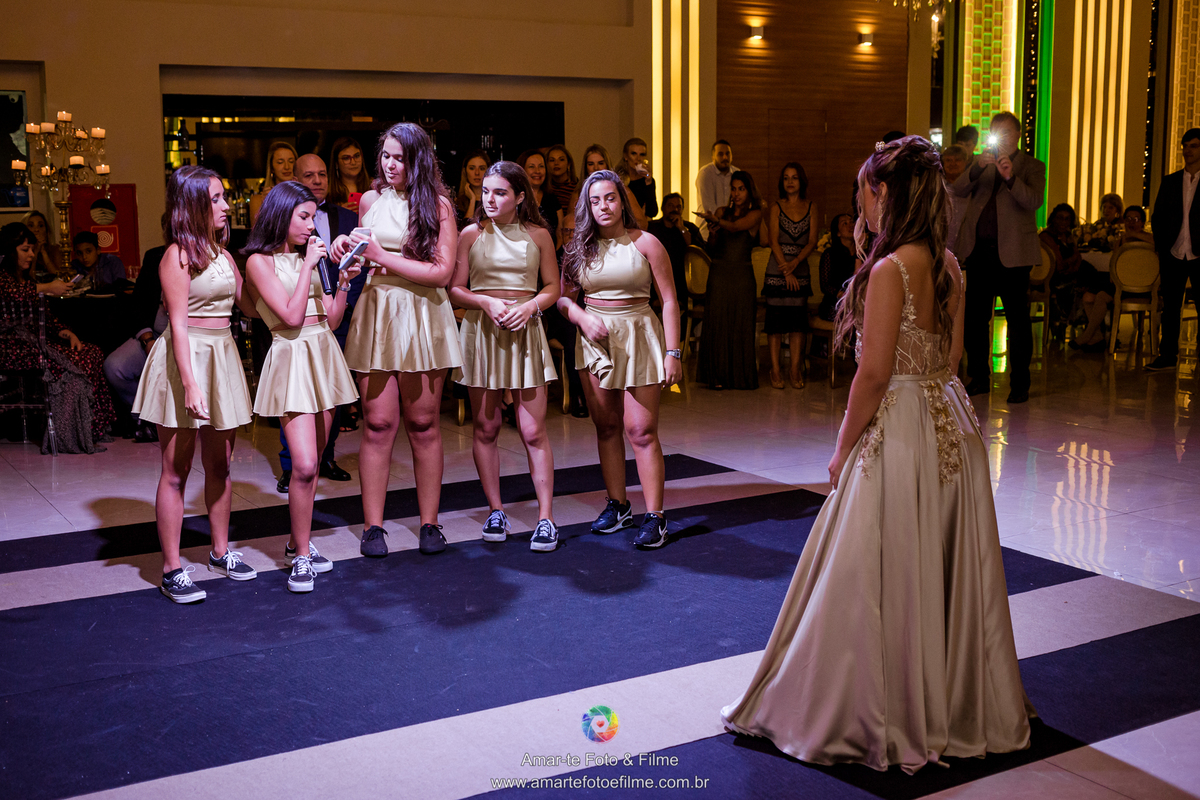 fotografo de 15 anos barra da tijuca versatilly rio de janeiro copacabana leblon ipanema recreio dos bandeirantes debutantes xv anos decoração salão de festas casa de festas 