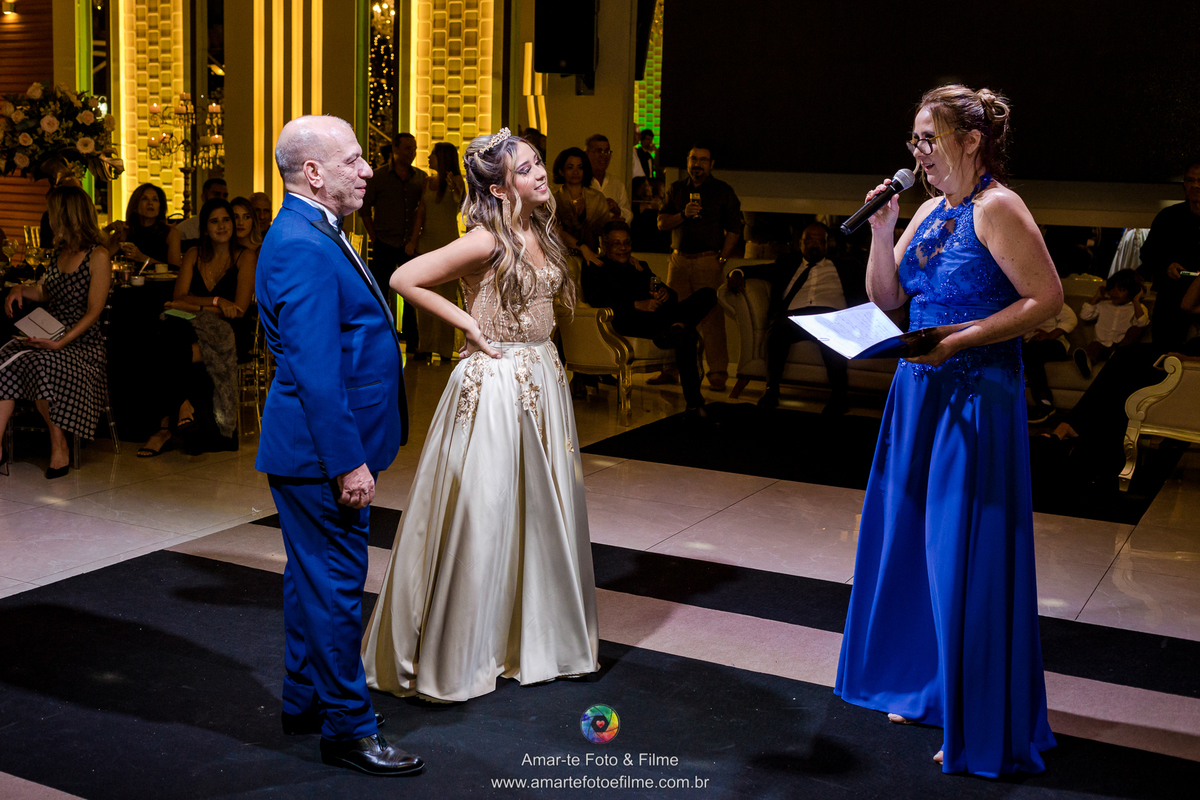 fotografo de 15 anos barra da tijuca versatilly rio de janeiro copacabana leblon ipanema recreio dos bandeirantes debutantes xv anos decoração salão de festas casa de festas 