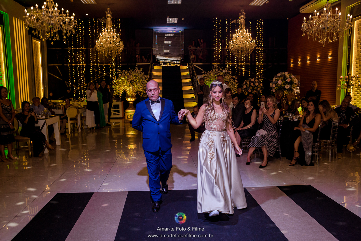 fotografo de 15 anos barra da tijuca versatilly rio de janeiro copacabana leblon ipanema recreio dos bandeirantes debutantes xv anos decoração salão de festas casa de festas 