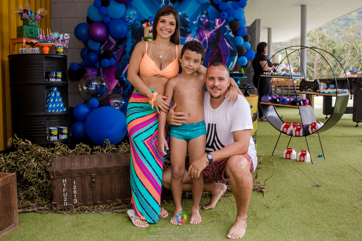 festa infantil tema frozen fortnite princesa disney casa do alto familia fotografia decoração menina alto da boa vista rio e janeiro