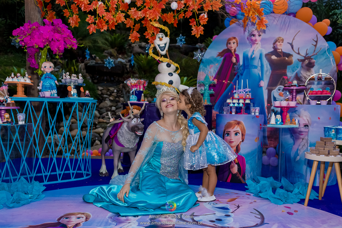 festa infantil tema frozen fortnite princesa disney casa do alto familia fotografia decoração menina alto da boa vista rio e janeiro
