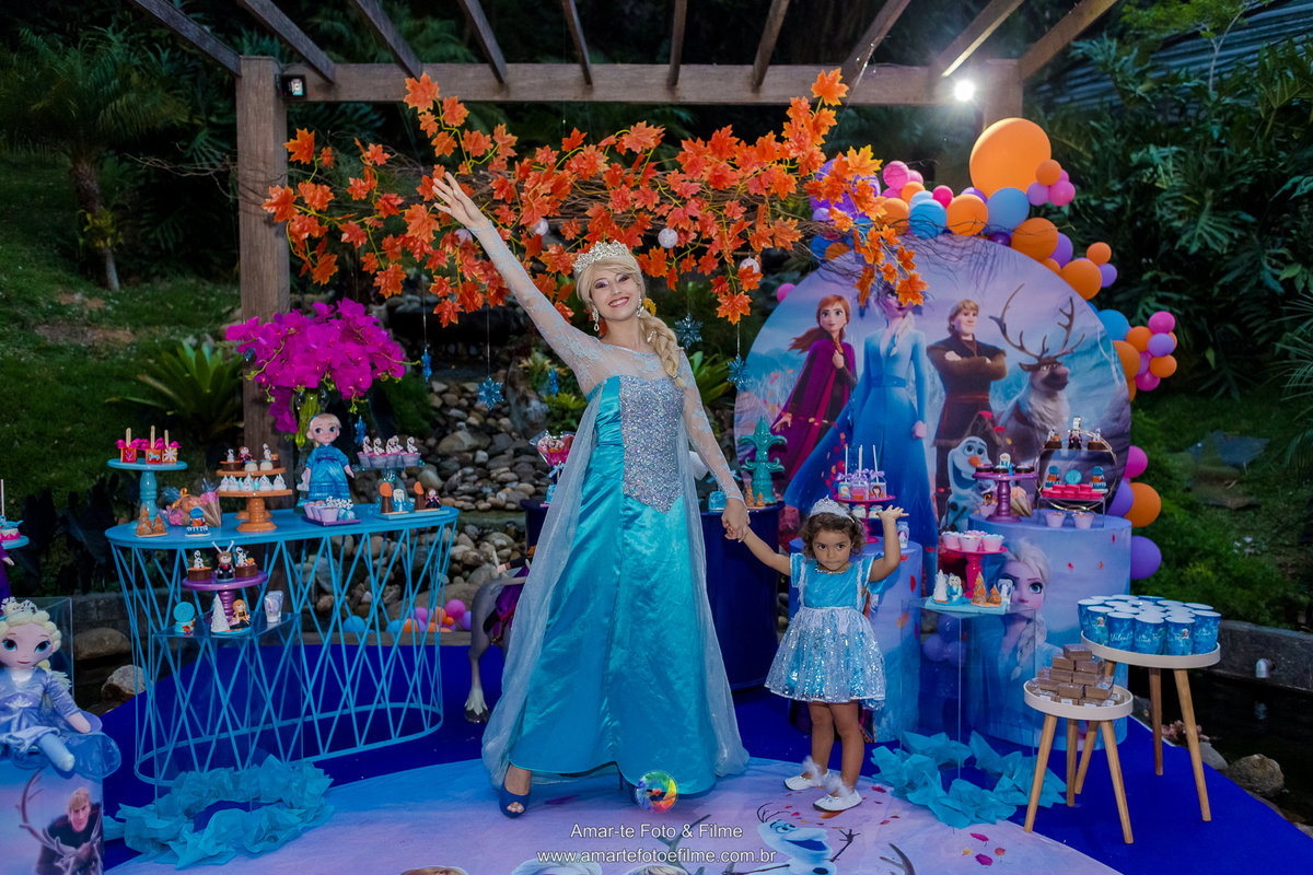festa infantil tema frozen fortnite princesa disney casa do alto familia fotografia decoração menina alto da boa vista rio e janeiro