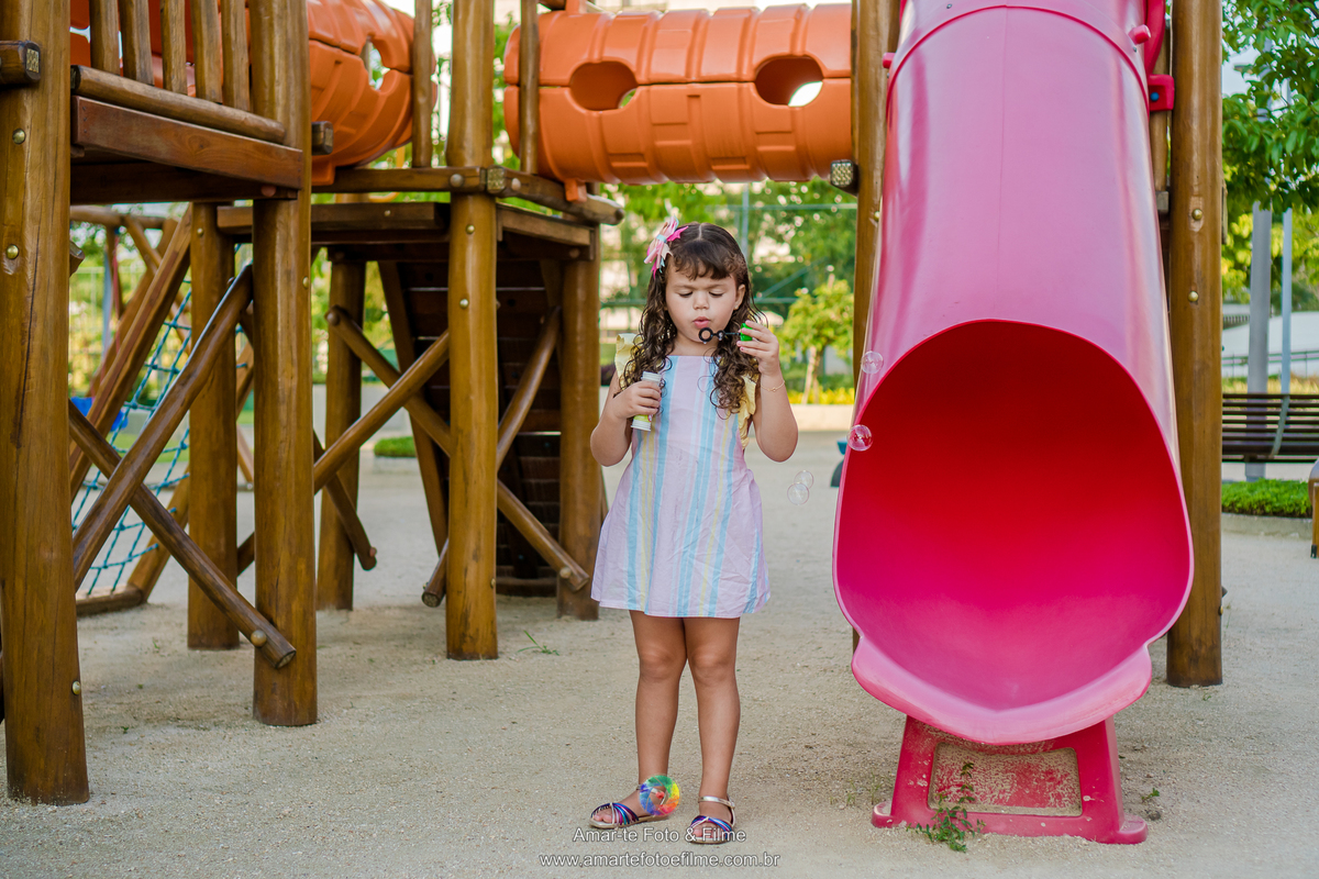ensaio infantil ilha pura rio de janeiro barra da tijuca parquinho parque criança pirulito looks vestidos inspiração externo fotografo